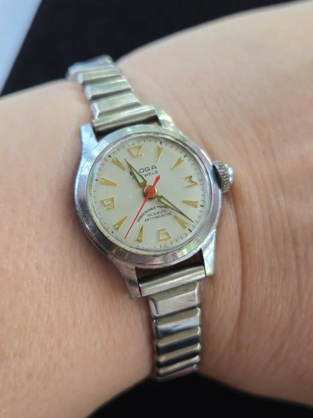 Vintage Eloga Watch 17 Jewels Incabloc Antimagnetic Unbreakable Mainspring